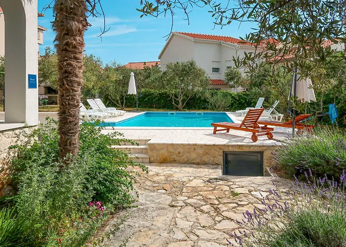 Katarina 5 By Interhome